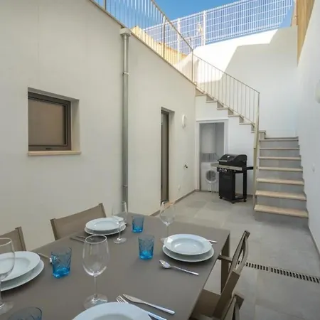 Schoenes Mediterranes Haus In Der Naehe Des Meeres In Cala Morlanda S'Illot (Mallorca)